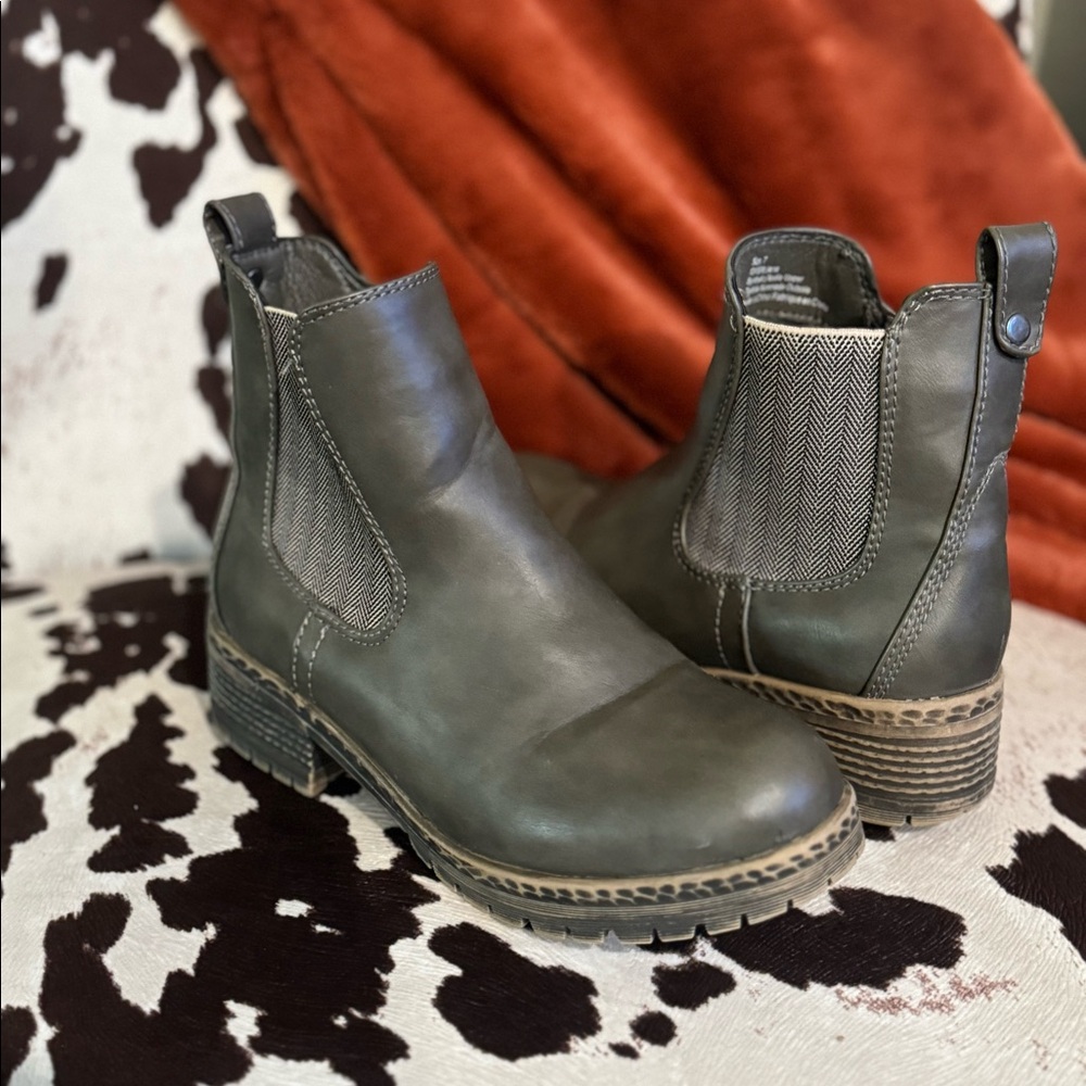 Women’s Ankle Boots